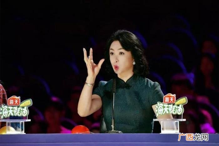 和老公汉斯离婚只用5分钟 金星离婚了吗