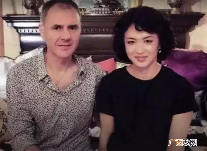 和老公汉斯离婚只用5分钟 金星离婚了吗