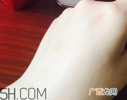 欧莱雅天才水和葡萄籽区别 欧莱雅天才水和葡萄籽哪个好