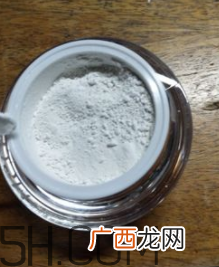 使用欧诗漫珍珠粉的正确姿势 欧诗漫珍珠粉用法解析