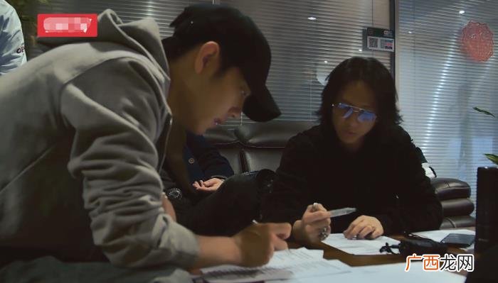 肖战摇滚乐队，肖战与黑豹乐队合作幕后曝光