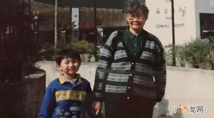 张若昀父子是谁，张若昀与父亲张健的恩怨始末