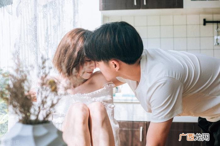 女朋友心情不好咋办，当女朋友心情不好时