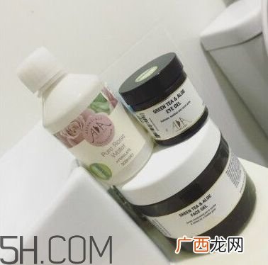 雅漾喷雾正确用法 雅漾活泉喷雾正确用法