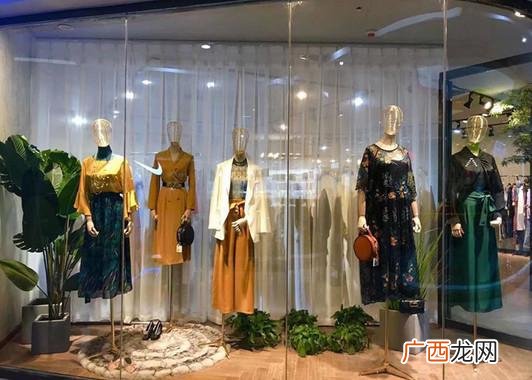 衣服加盟 服装加盟店什么最火