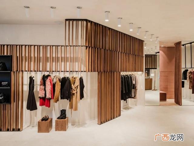 装修效果图,女服装店铺装修设计图片