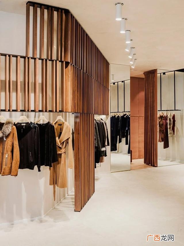 装修效果图,女服装店铺装修设计图片