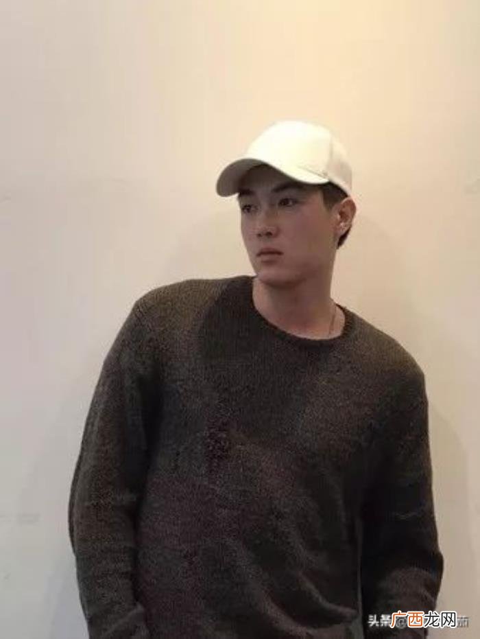 萧亚轩采访直言想为男友生孩子 为什么特别想给男朋友生孩子
