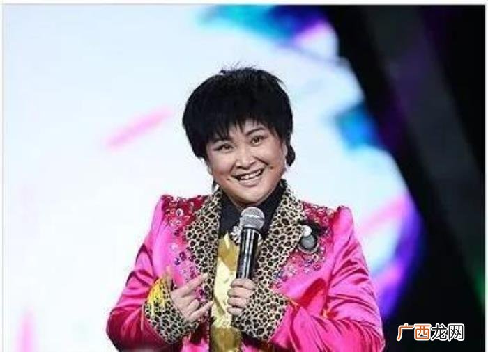 贾玲大学时有个男朋友 贾玲男朋友