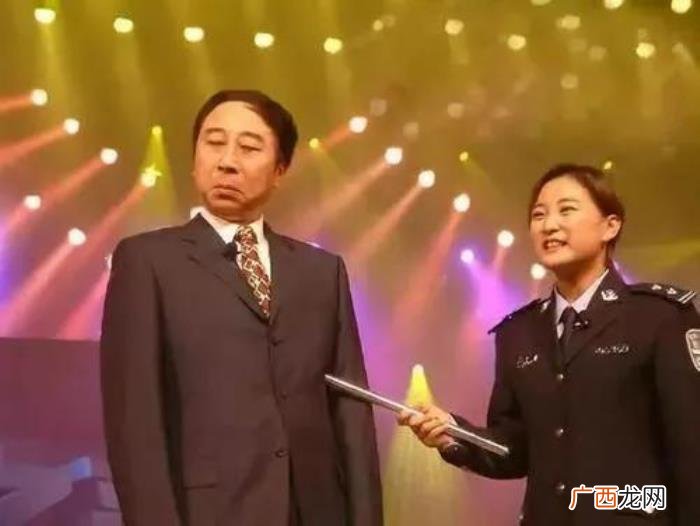 贾玲大学时有个男朋友 贾玲男朋友