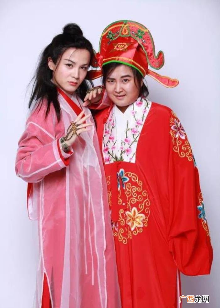贾玲大学时有个男朋友 贾玲男朋友