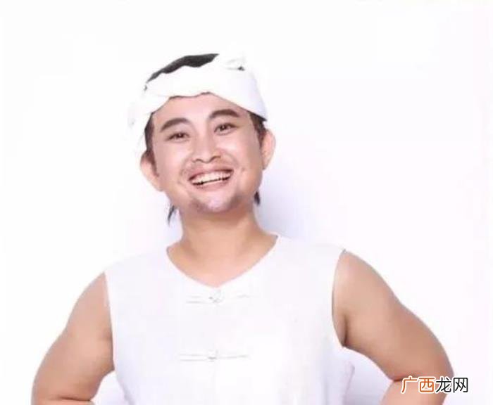 贾玲大学时有个男朋友 贾玲男朋友