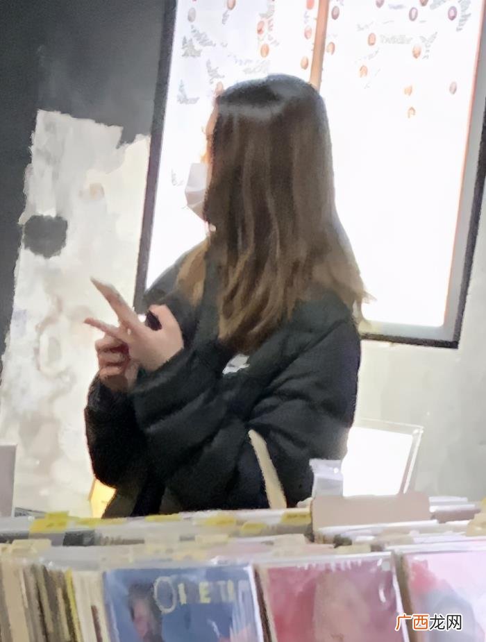 14岁李嫣疑似接受准继母 孩子接受后妈的年龄段
