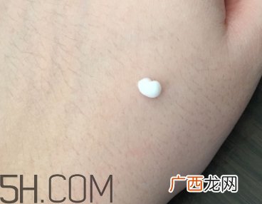 百优眼霜新版和旧版区别 百优眼霜一代二代三代对比