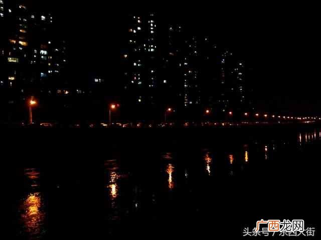 言不由衷表示什么 言不由衷什么意思