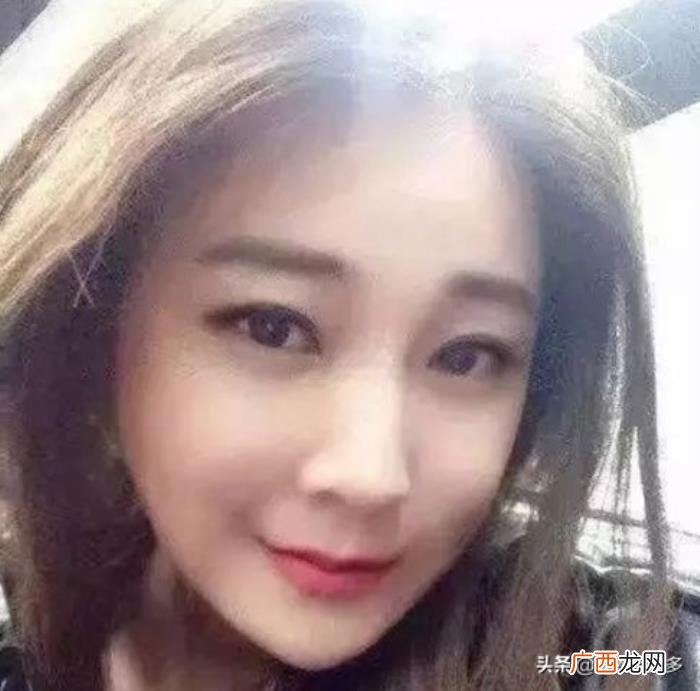 贾玲年轻时旧照曝光 贾玲年轻时