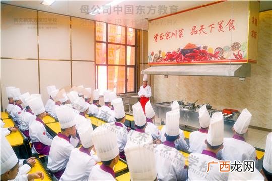 技校女孩学什么专业好 初中毕业女生适合学什么专业-