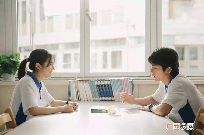 女孩早恋原因有三种，为什么孩子喜欢早恋
