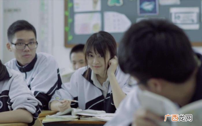 女孩早恋原因有三种，为什么孩子喜欢早恋
