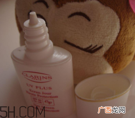 娇韵诗防晒霜含激素吗？娇韵诗防晒霜孕妇能用吗？