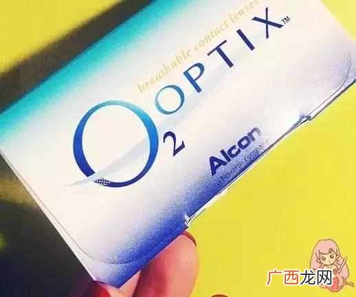 新手戴隐形眼镜注意事项 什么隐形眼镜好