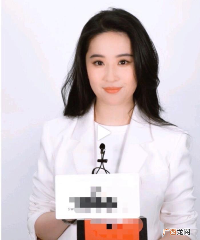 刘亦菲近期全身近照，33岁刘亦菲近照曝光