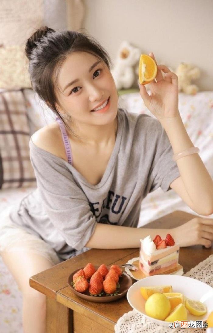 女孩子假拒绝男的表现，女生的4种假性拒绝