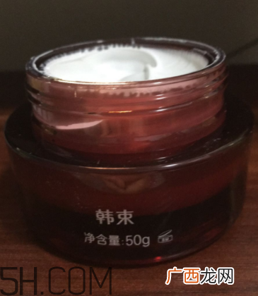 欧诗漫素颜霜和韩束素颜霜哪个好_性价比哪个更高