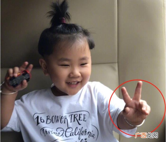 郭德纲两个儿子同父不同命 郭德纲几个孩子