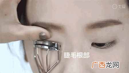 化妆步骤细节 化妆都需要什么化妆品