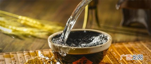 90年代的孔府宴酒绿瓶,火爆酒价格2001年