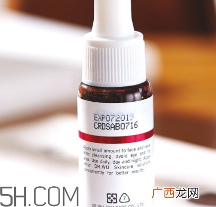 刷酸后皮肤要怎么修复？脸刷酸过度怎么修复