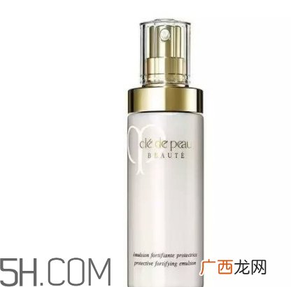 雪肌精雪水搭配什么用？雪肌精雪水搭配什么乳液