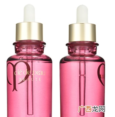 小粉瓶是什么？cpb小粉瓶好用吗？