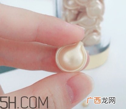 雅顿金胶适合什么肤质？雅顿金胶适合油皮和混油皮吗？