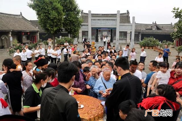 七若滋月饼多少钱一盒 七若滋蛋糕图片大全