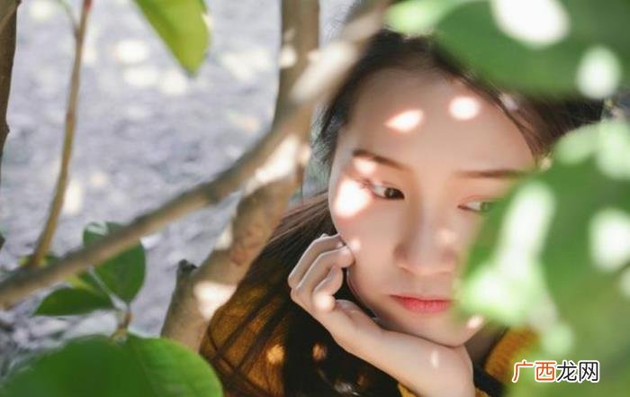 女人和宠物的黄文，宠物狗对女主人卖萌