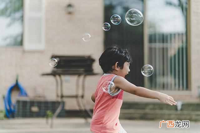 折翼的天使是什么意思,折翼的天使是形容什么！