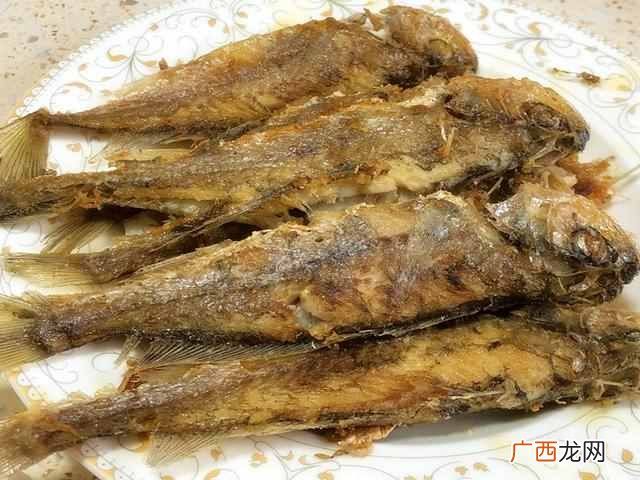 如何煎鱼不粘锅不掉皮？煎鱼不掉皮的五个妙招