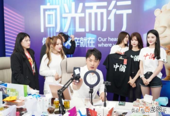 安九告辛巴，安九回应离开辛巴的代价