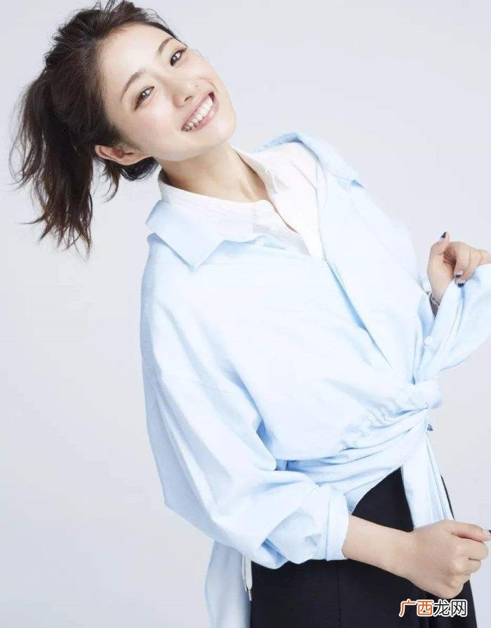 有脑子的女孩就是这么闪闪发光 脑子灵活说话有趣的女生