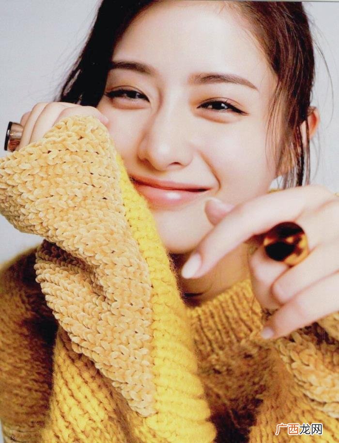 有脑子的女孩就是这么闪闪发光 脑子灵活说话有趣的女生