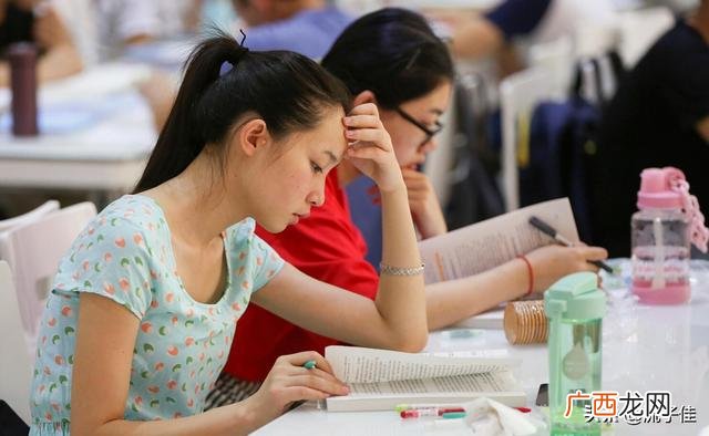 在学校宿舍赚钱的方法 学生挣钱的路子