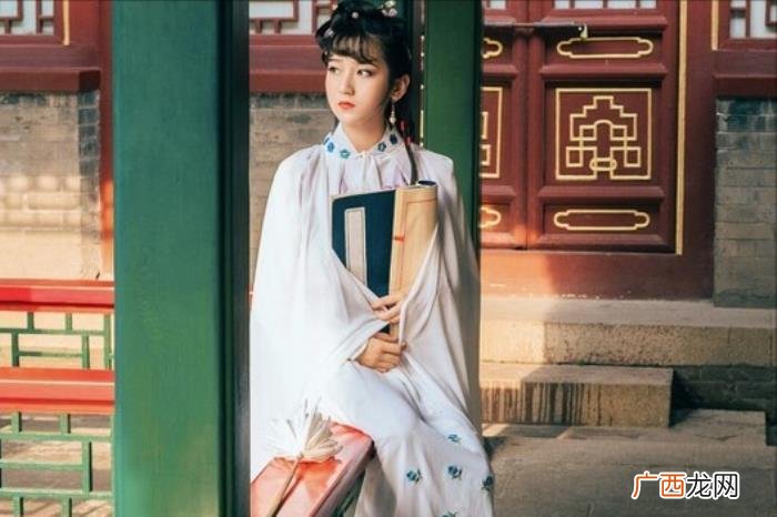 红楼梦为什么又叫石头记 石头记为什么叫红楼梦