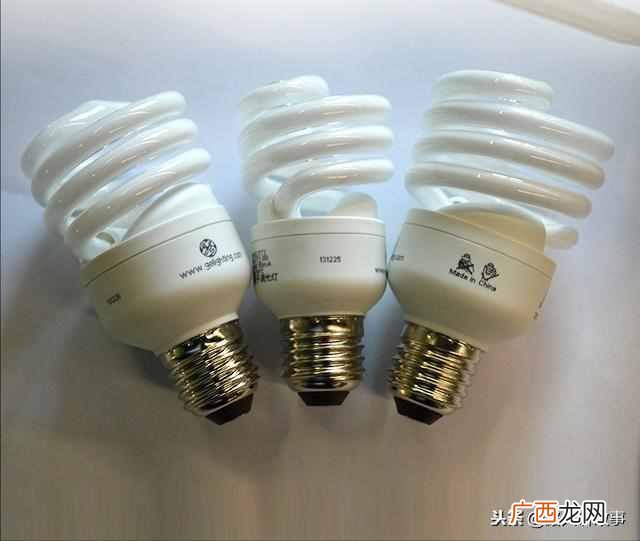 节能灯闪烁怎么解决？节能灯闪烁怎么闪烁