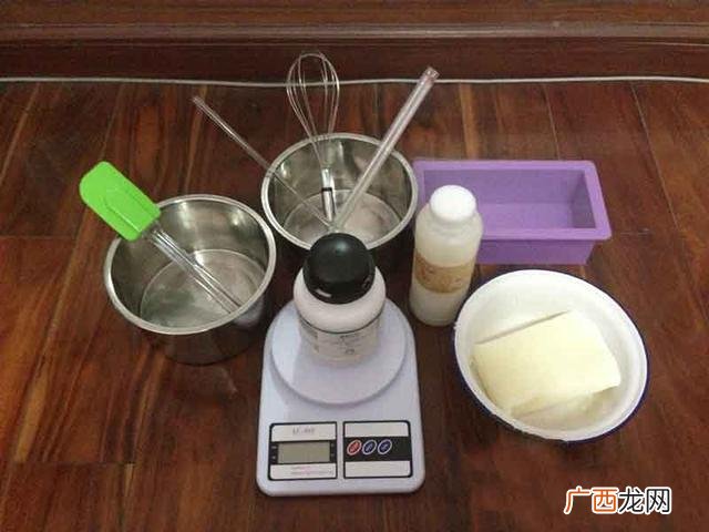 马油皂可以卸妆吗 用马油皂洗脸好吗