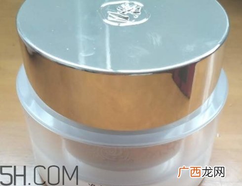 suhu尚惠素颜霜好用吗？尚惠素颜霜多少钱？