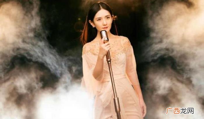 赵丽颖送锁，赵丽颖怀孕网友催谢娜还锁是什么梗