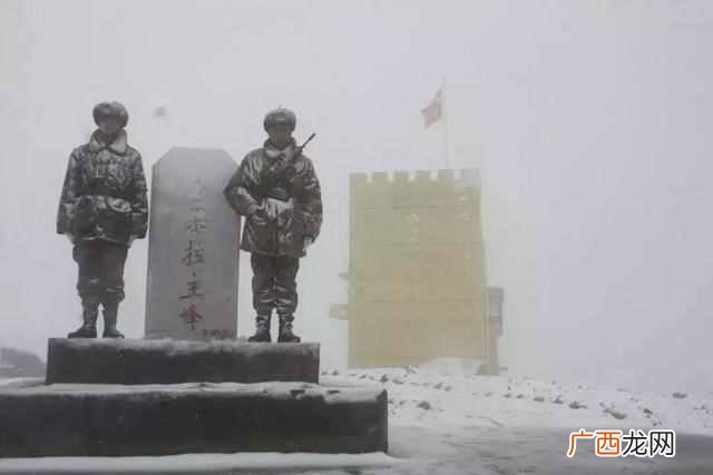 肃然起敬什么意思？中国军人让你肃然起敬