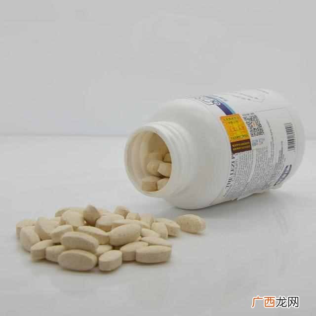 吃钙片的最佳时间 钙片什么时候吃吸收最好